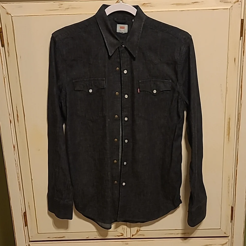 Levi's Men's Black Casual Button-Down Western Shirt